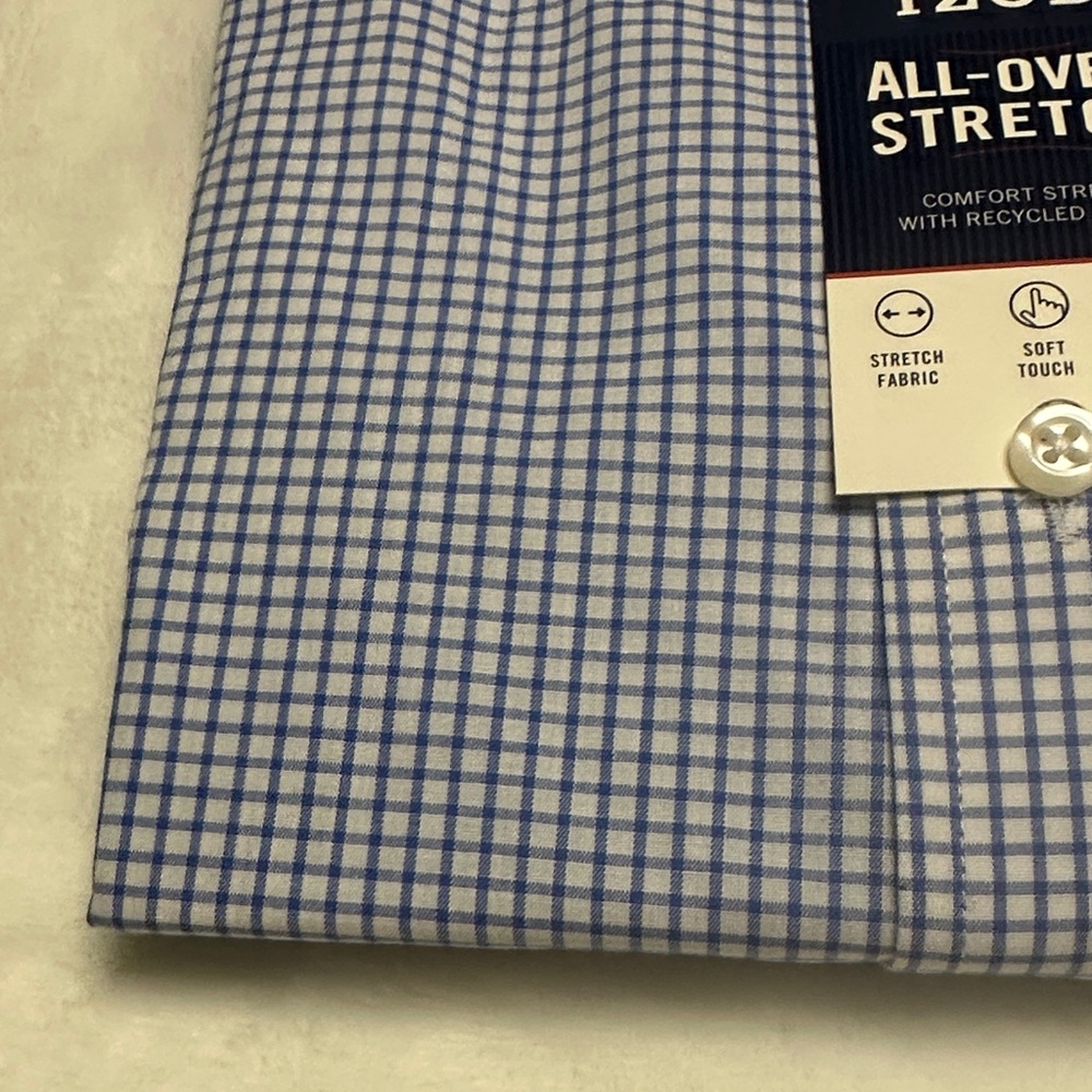Izod Men's Blue and White Checkered Dress Shirt